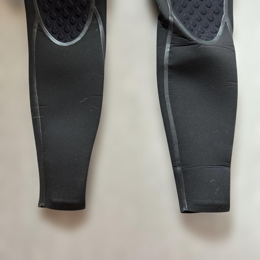 【新品未使用 50%↑OFF】Volcom ウエットスーツ フルスーツ ボルコム