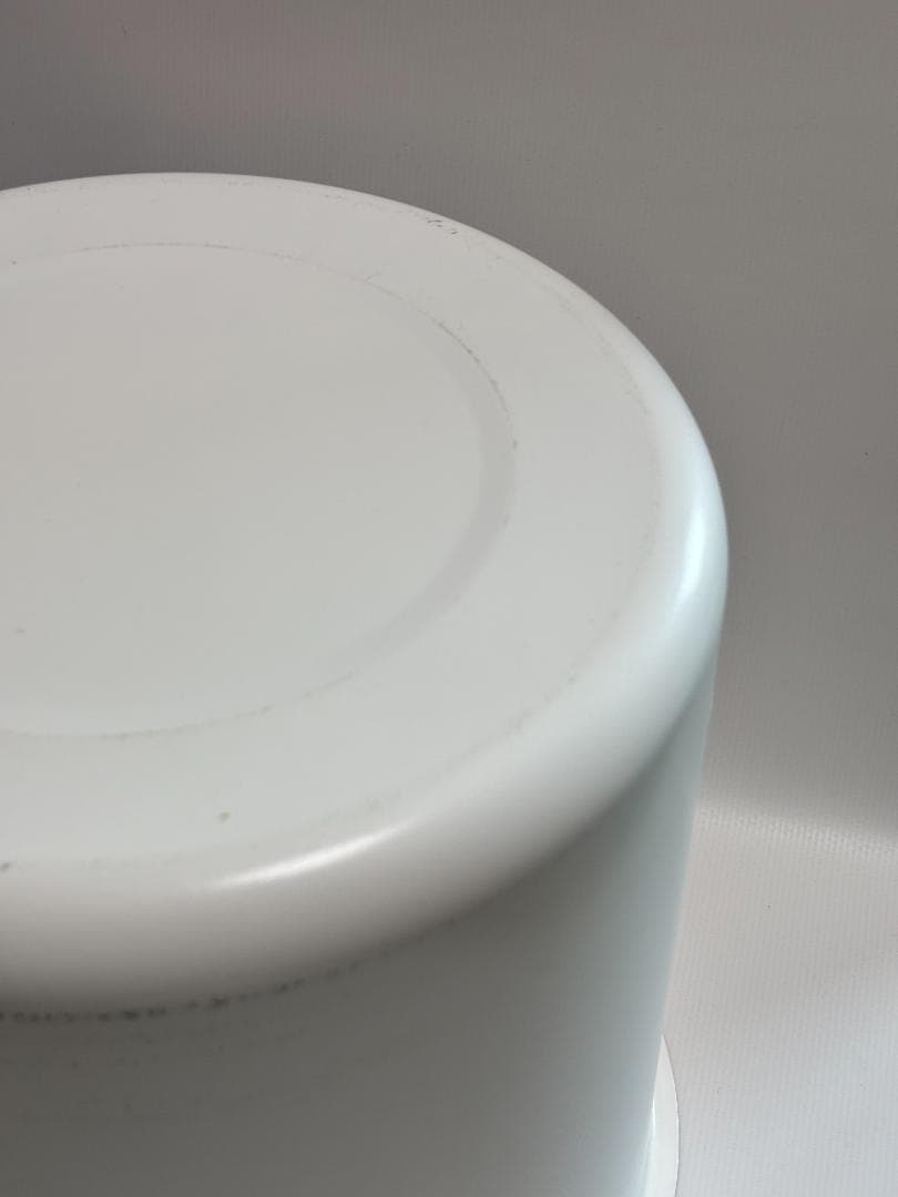 OoBLE 真空 食品保存容器 ホワイト ステンレス USED （2）