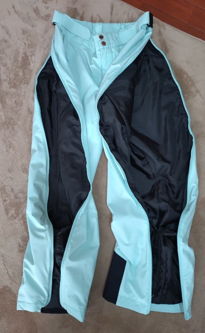 2023-2024モデルデサントスキーウェア上下セットLサイズ