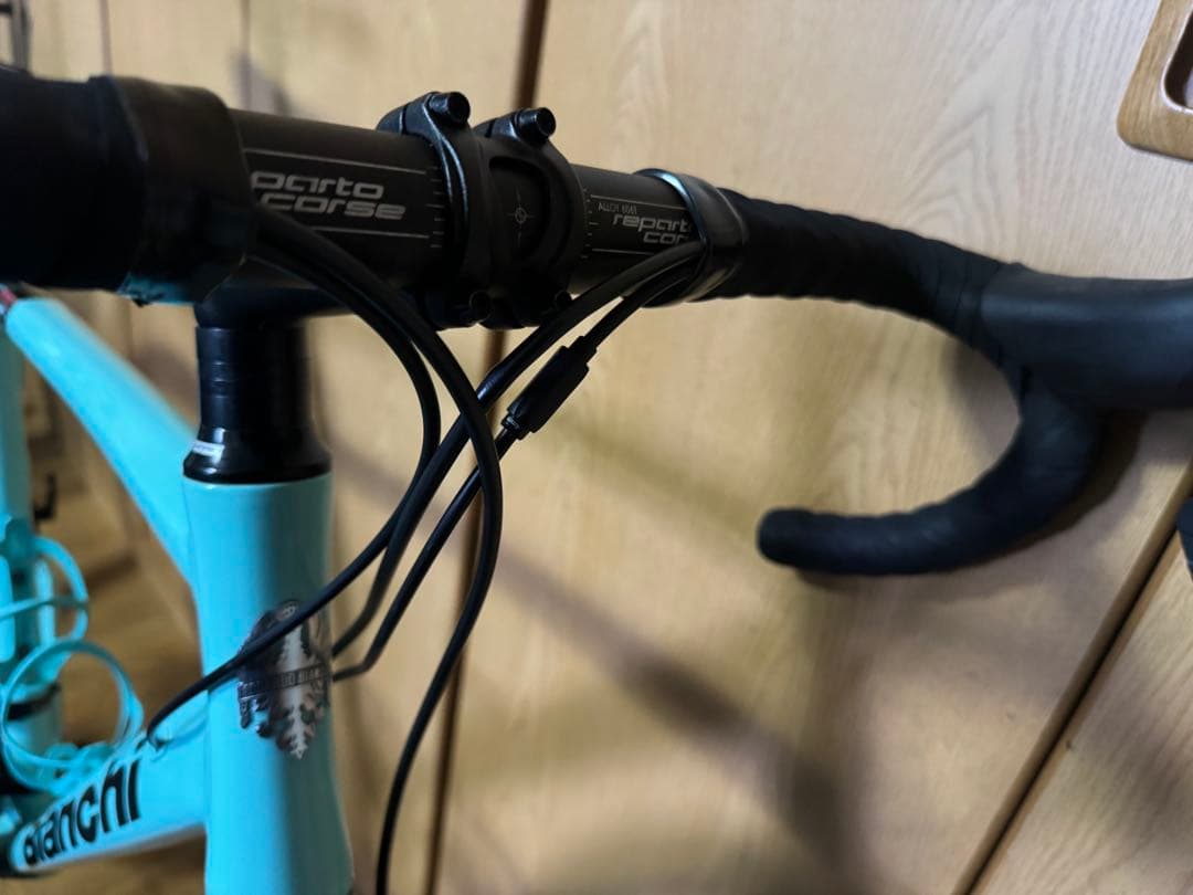 Bianchi VIA NIRONE 7 ALLROAD グラベルロード