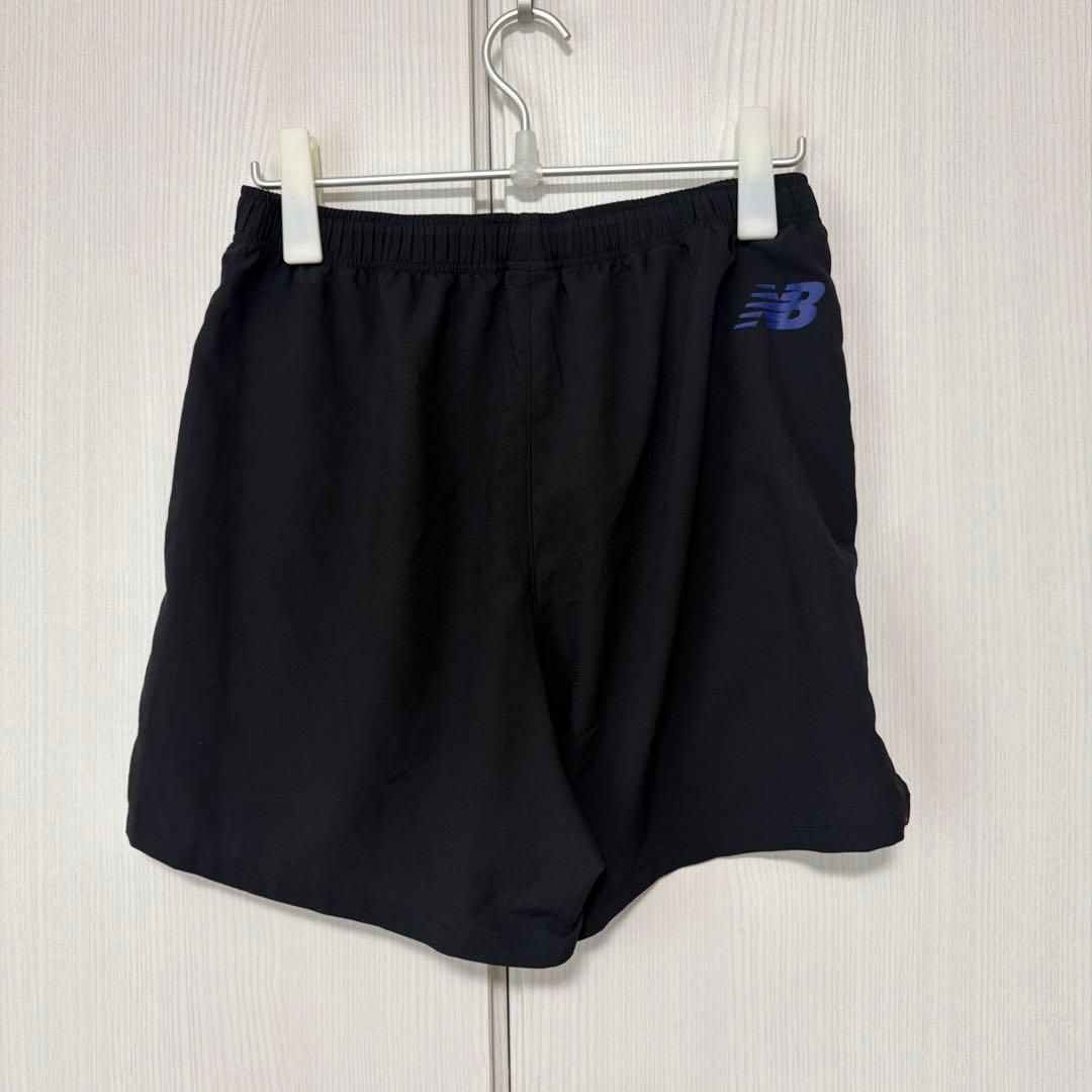 2025 FC東京×ニューバランス　ブラックアウトTシャツ　ウーブンショーツ　Ｌ