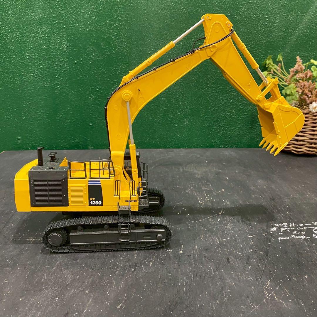 ダ*ル様 希少 レア ラジコン 油圧ショベルKOMATSU PC1250−8