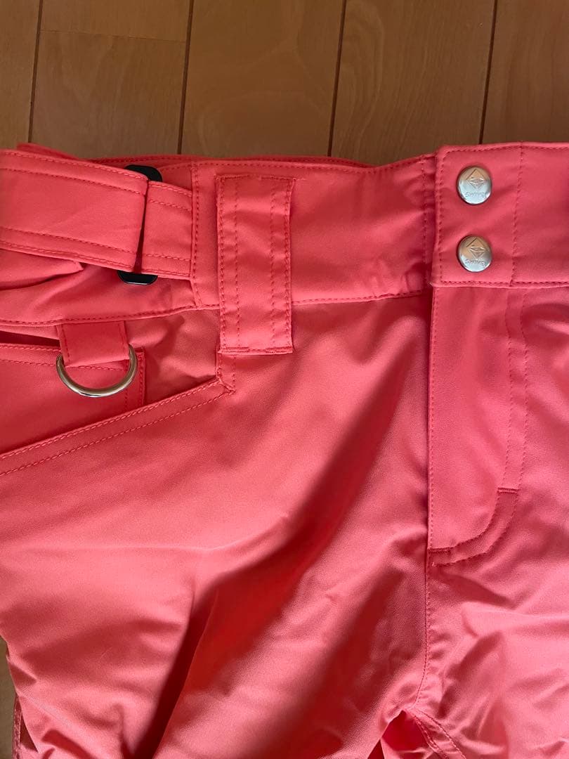 BELL様　【新品タグ付き】星柄　スウィベル スノーボード、スキー ウェア