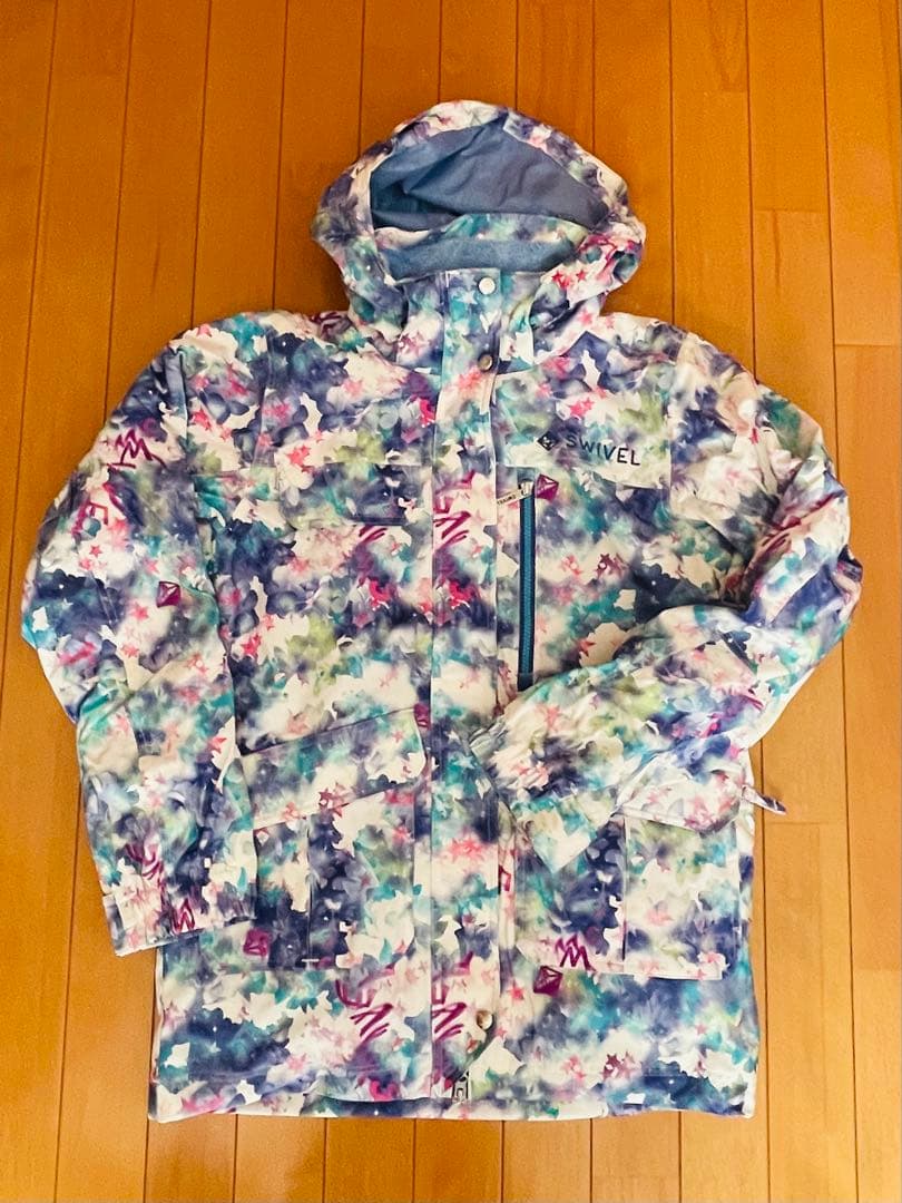 BELL様　【新品タグ付き】星柄　スウィベル スノーボード、スキー ウェア