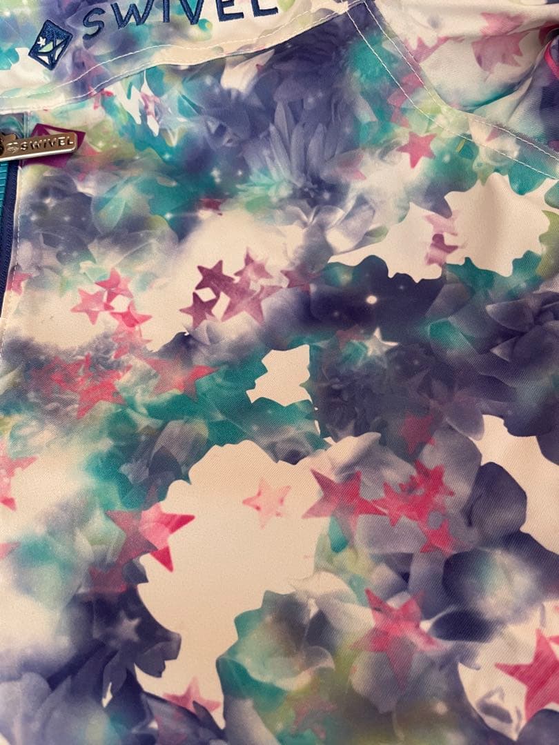 BELL様　【新品タグ付き】星柄　スウィベル スノーボード、スキー ウェア