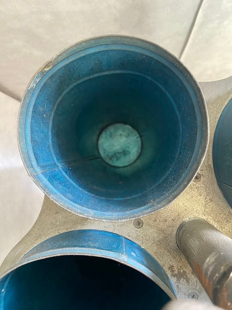 アイアン製フラワースタンド　レトロ　造花　花瓶　フラワーべース　ヴィンテージ