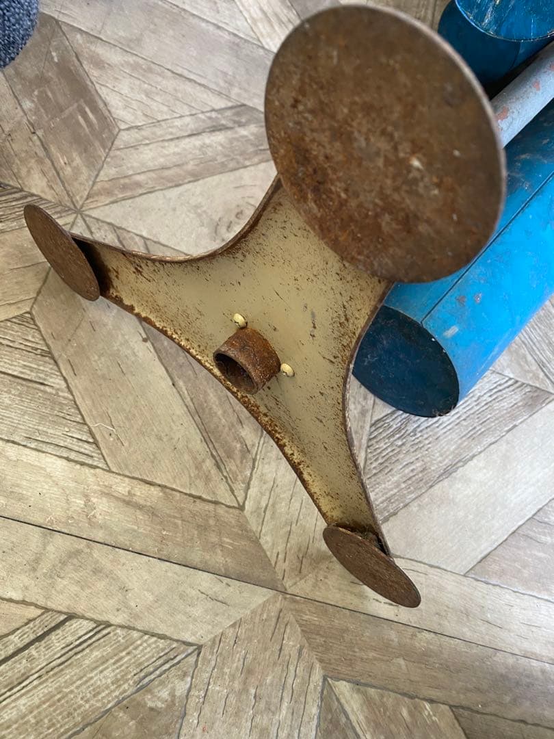 アイアン製フラワースタンド　レトロ　造花　花瓶　フラワーべース　ヴィンテージ