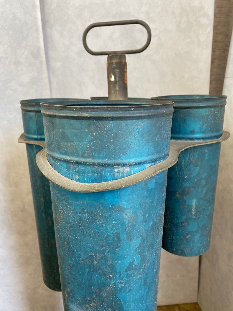 アイアン製フラワースタンド　レトロ　造花　花瓶　フラワーべース　ヴィンテージ