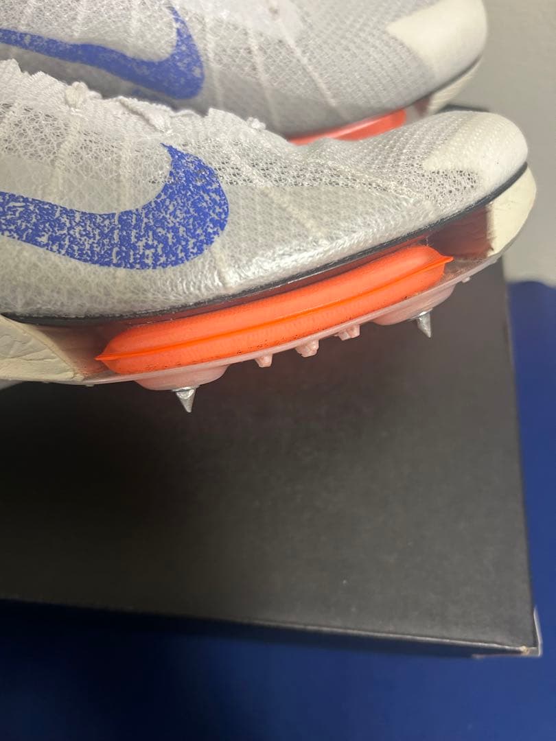 エアズーム　ヴィクトリー2 . 27.5cm