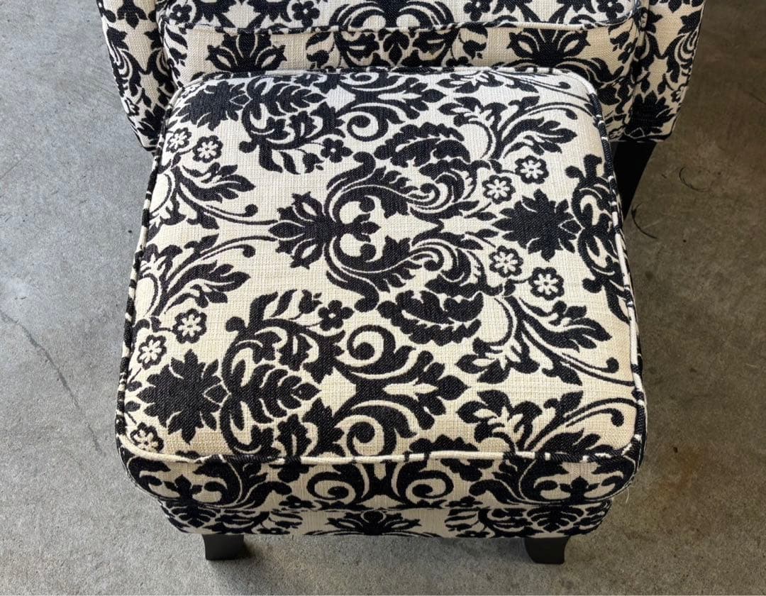 ドイツ 定価25万 IDC大塚家具 ドミシール 1人掛けソファ オットマン付き