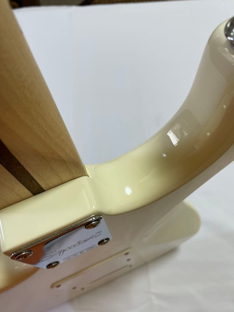 Squier スクワイヤー　ストラトキャスター　エレキギター