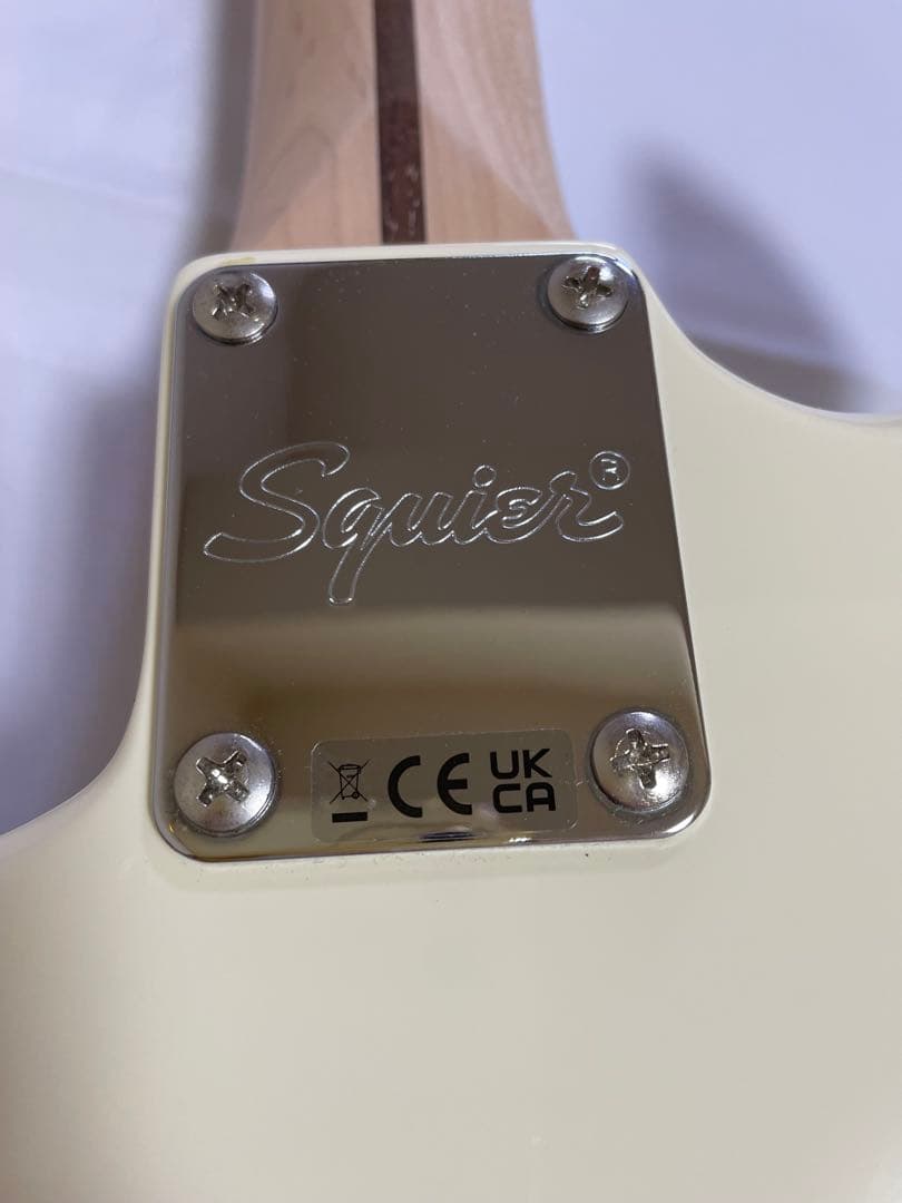 Squier スクワイヤー　ストラトキャスター　エレキギター