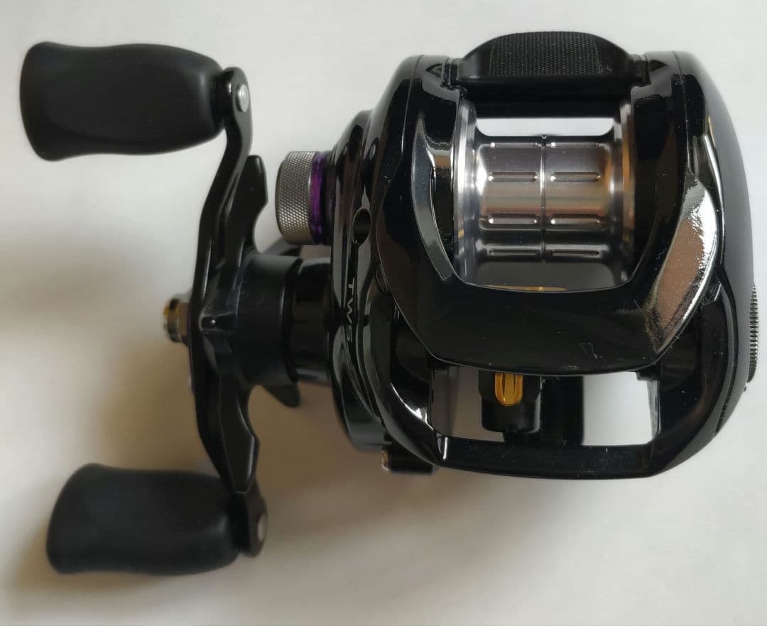 ダイワ　ベイトリール　14タトゥーラ 103XH-TW