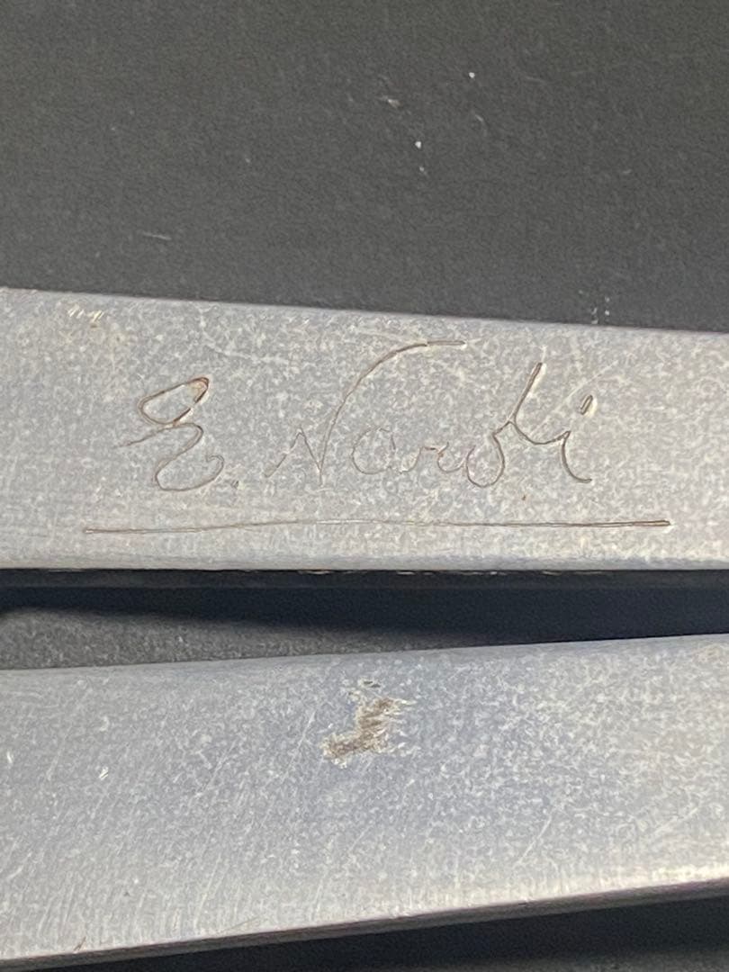 ウッドとアルミの3スポークステアリングホイール