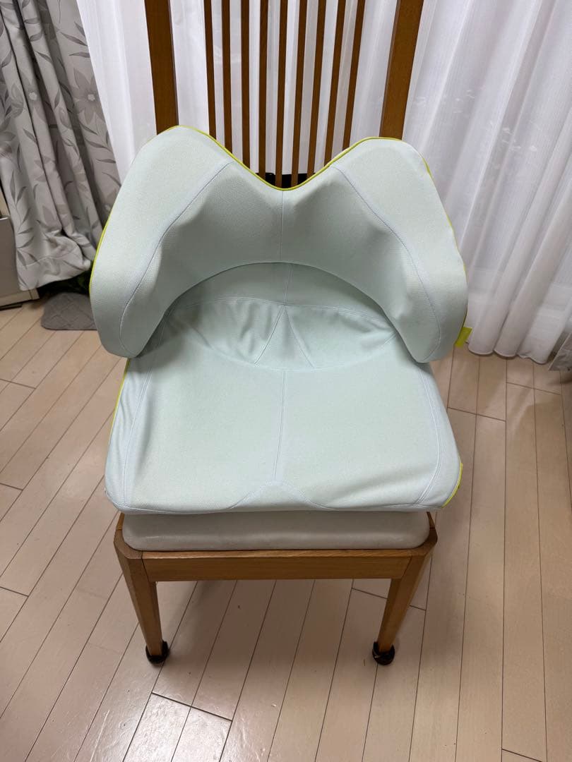 お買い得　西川⭐︎Keeps骨盤サポート お尻のまくら ⭐︎腰サポート キープス