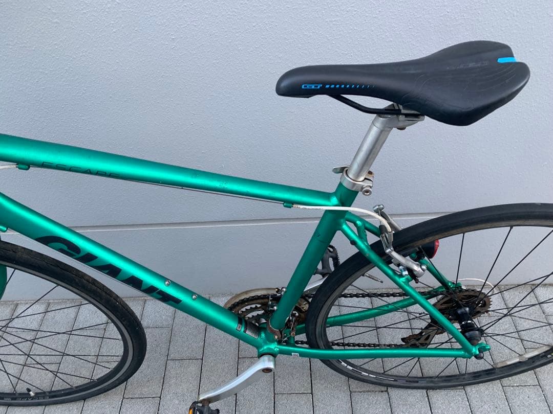 【東京近郊受渡希望】クロスバイクジャイアント ESCAPE サイズM 即乗り可能