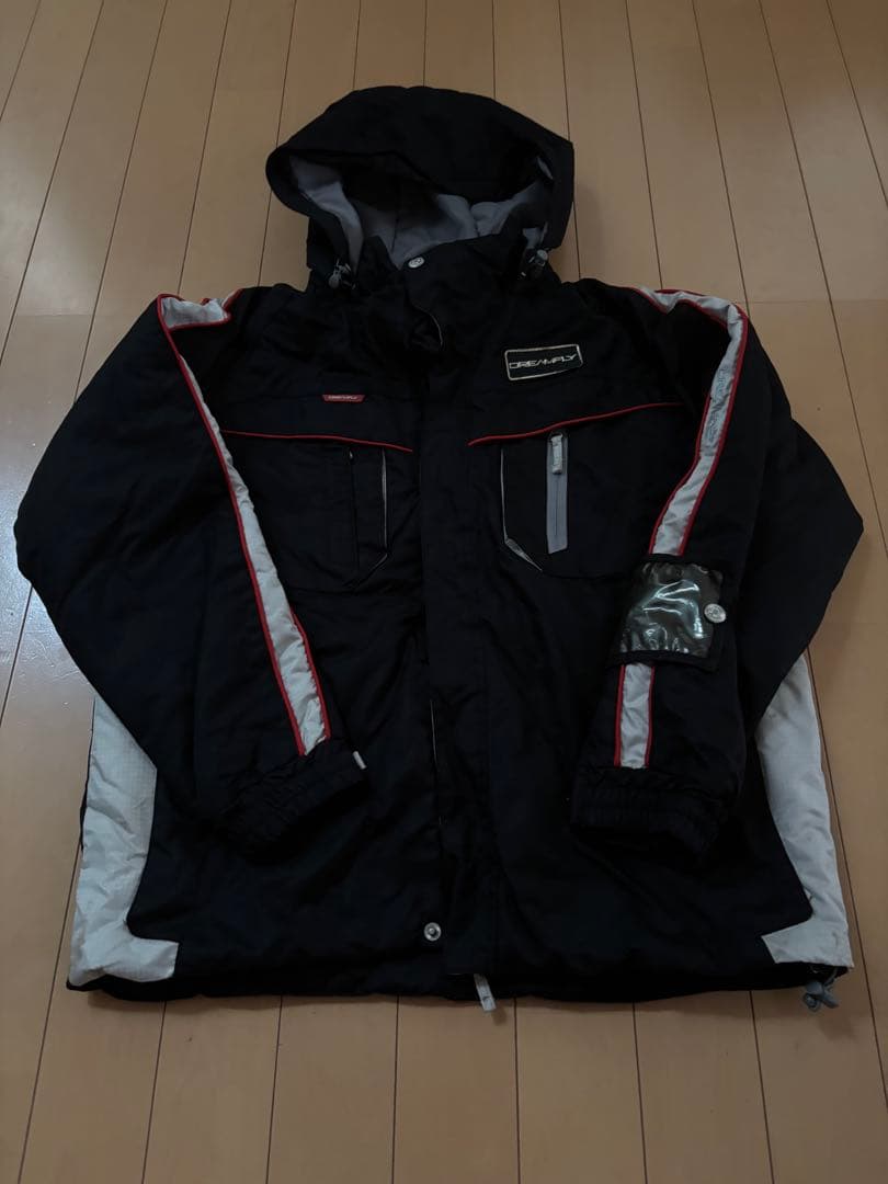 大幅値下げ‼️子ども用スキーウェア一式セット サイズ150（ゴーグル・手袋付き）