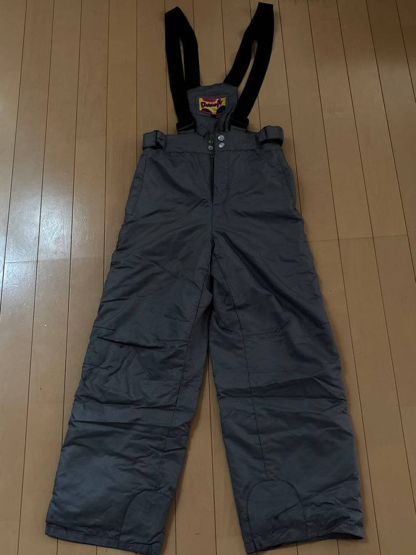 大幅値下げ‼️子ども用スキーウェア一式セット サイズ150（ゴーグル・手袋付き）