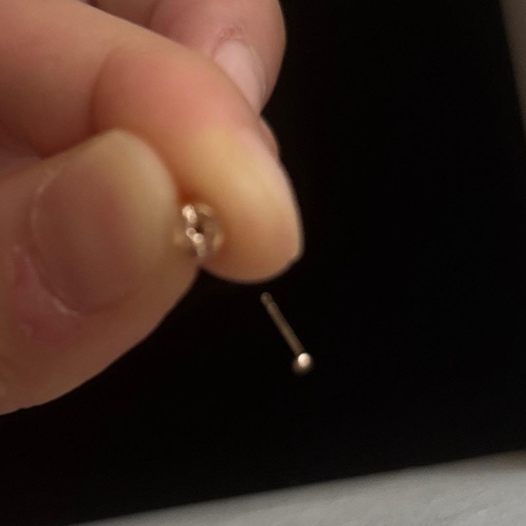 ete K18 ダイヤモンド 0.1ct ピアス「ブライト」