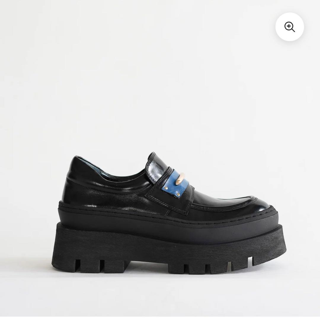 MANA チャンキーソールローファー