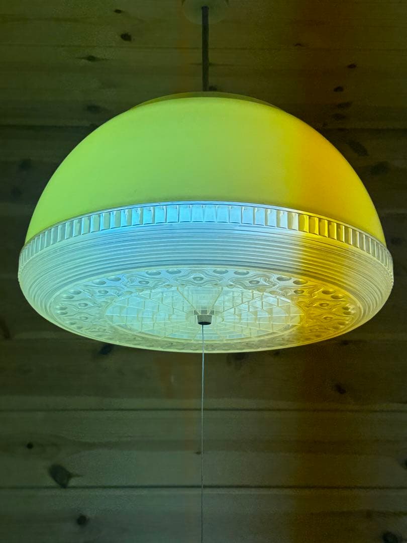 昭和レトロ　イエローランプ　天井照明　ポップ