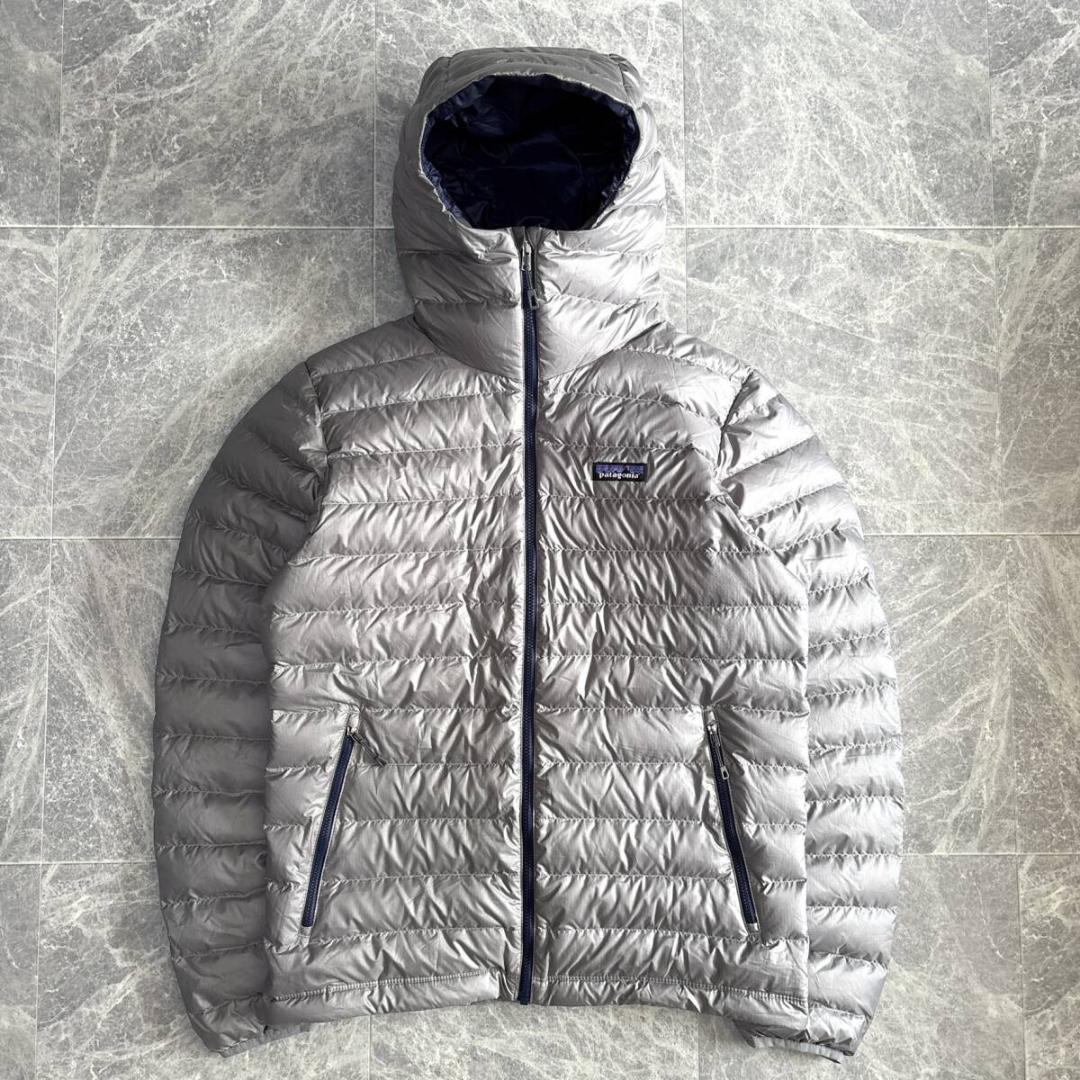 新品 パタゴニア ダウンセーター フーディ ダウンジャケット S グレー