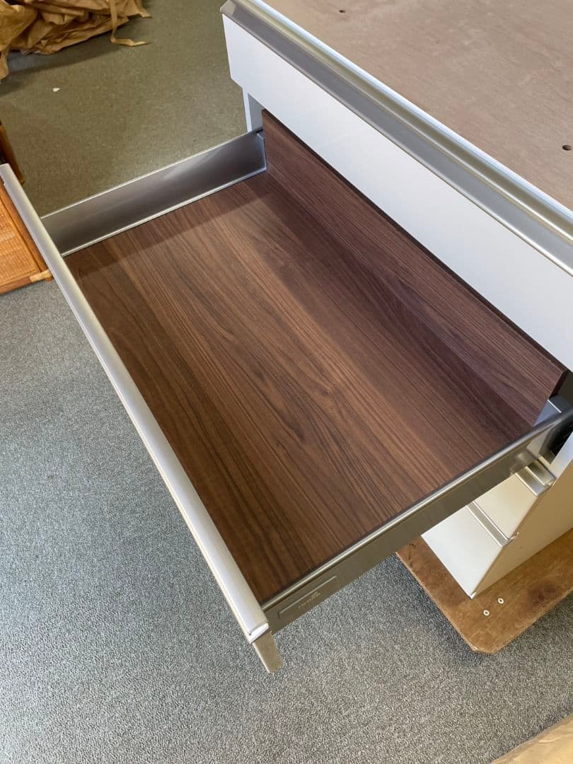 Monster ホワイト木製モダンキッチンカウンター