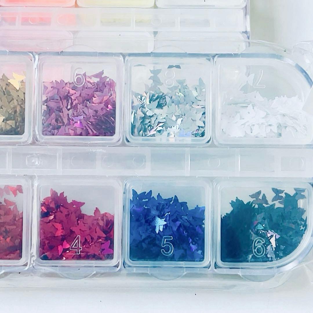 ネイル パーツ　24色　スパンコール ホログラフィック バタフライ