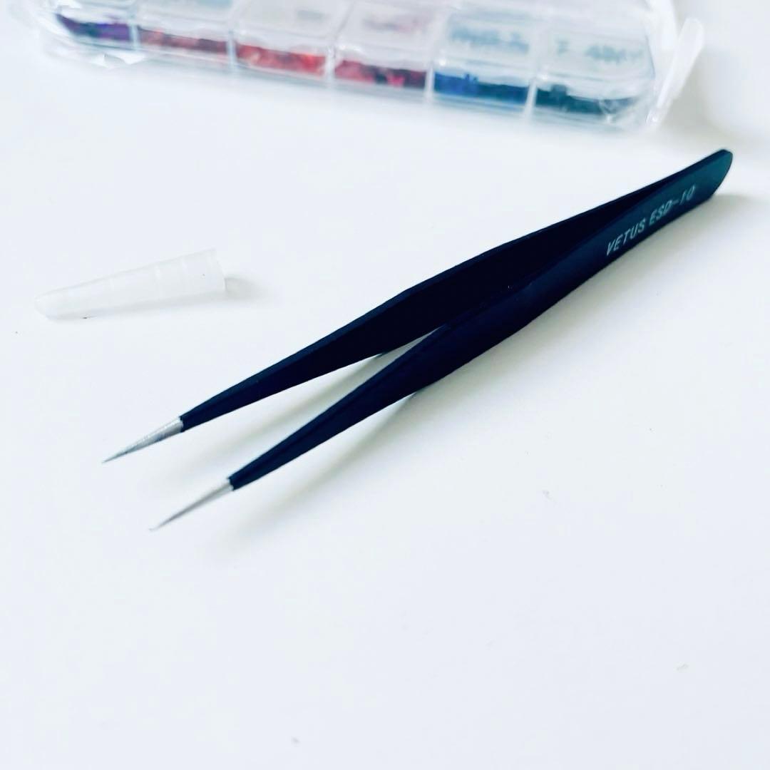 ネイル パーツ　24色　スパンコール ホログラフィック バタフライ