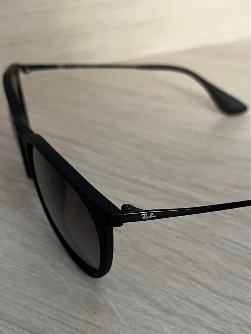 【とも 】Rayban レイバン サングラス ERIKA RB4171F