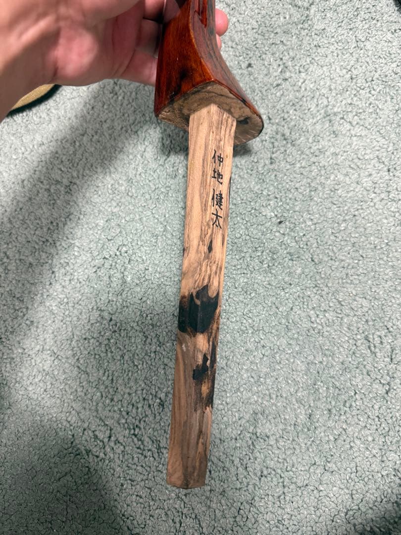 良き音色・良き見た目　沖縄三線　縞黒檀　真壁　人工皮　三線本体