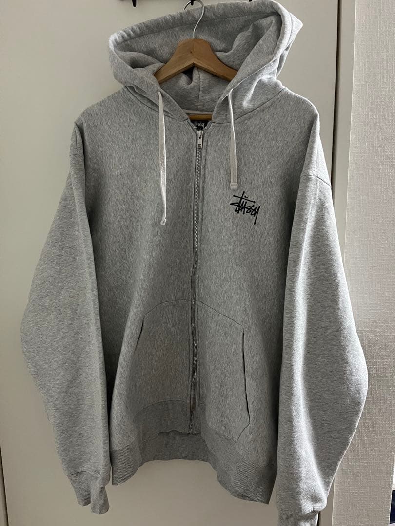 Stussy グレー フルジップパーカー Lサイズ - メルカリ