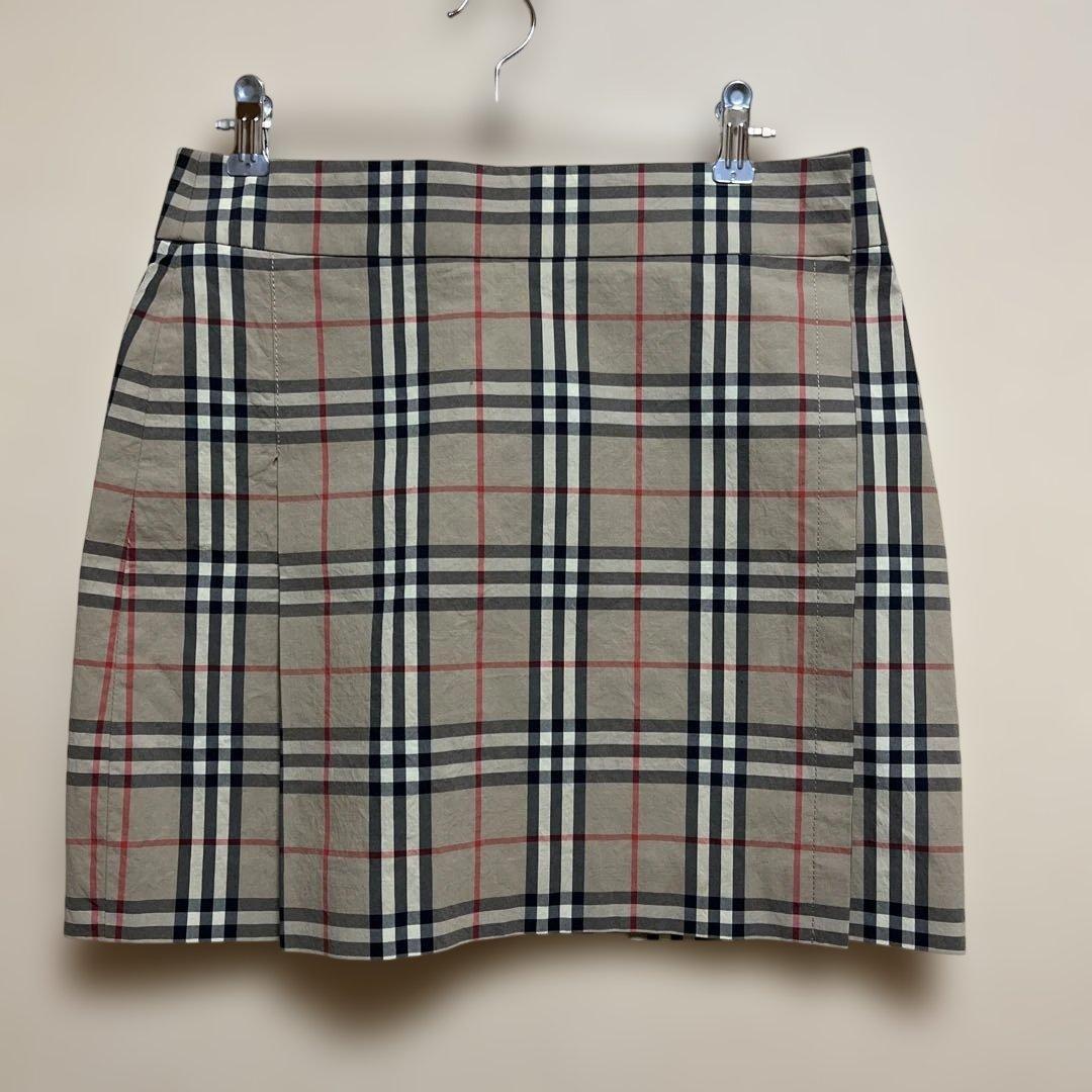 美品　バーバリー　ノバチェック　定番　巻スカート　安室奈美恵　ゴルフ