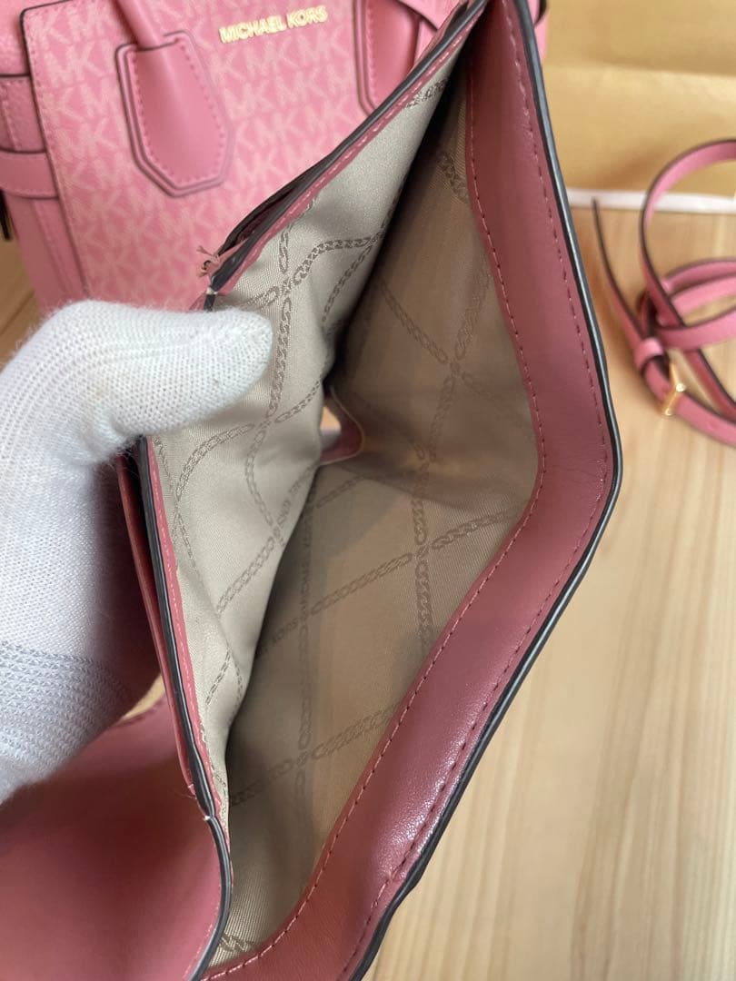 MICHAEL KORS レディース　ボディー　バッグ　財布　セット　ピンク