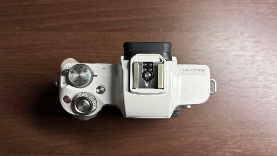 Canon EOS Kiss M2 ホワイト