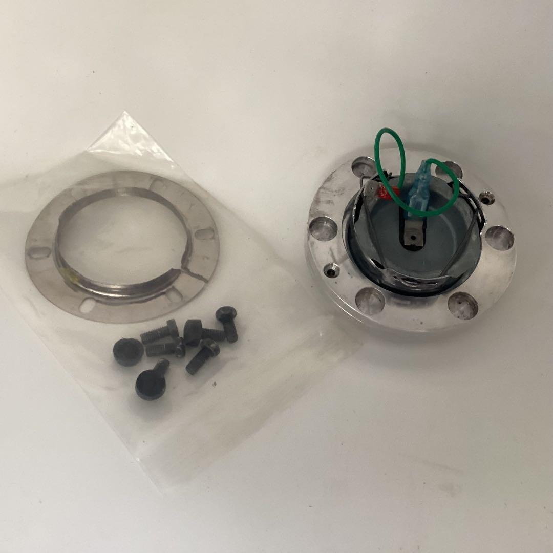 【お年玉価格】NARDI ナルディサイドスポーク (アニバーサリー70ボタン付き