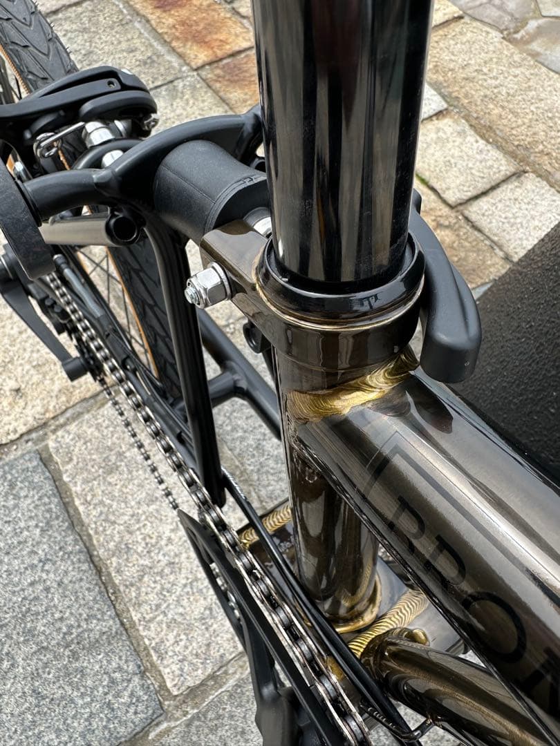 【Antworkz】ブロンプトン　ブラックラッカー