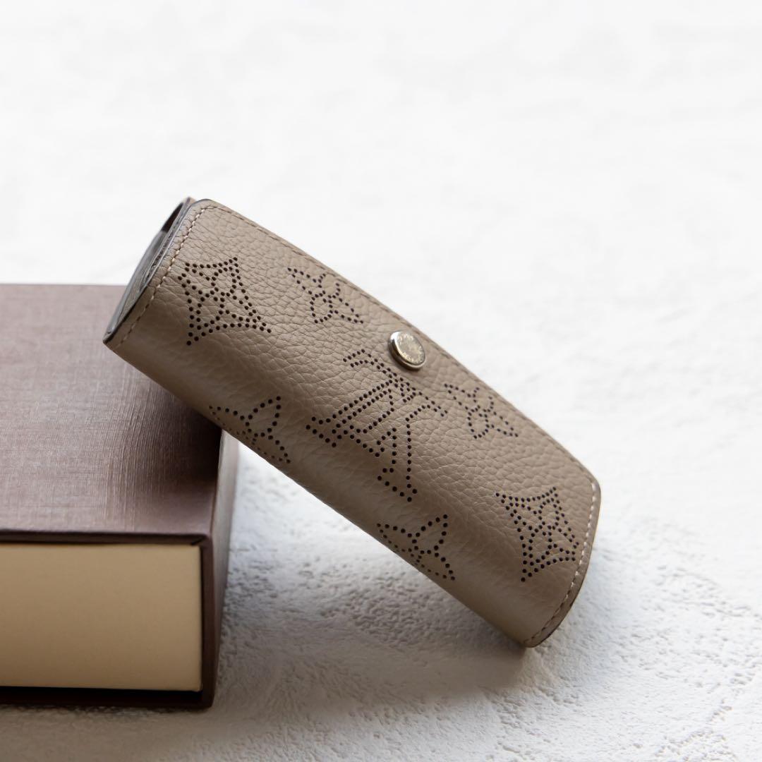 【最終値下げ】LOUIS VUITTON マヒナ　ミュルティクレ　キーケース