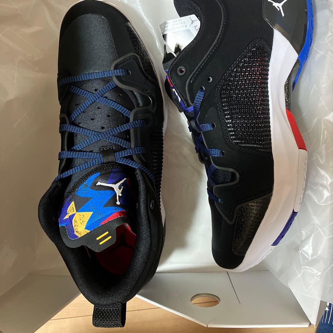 エア　ジョーダン　37 LOW PF