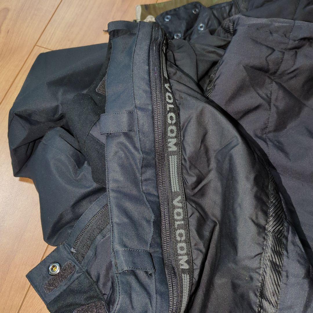 VOLCOM子供スノーボードウェア