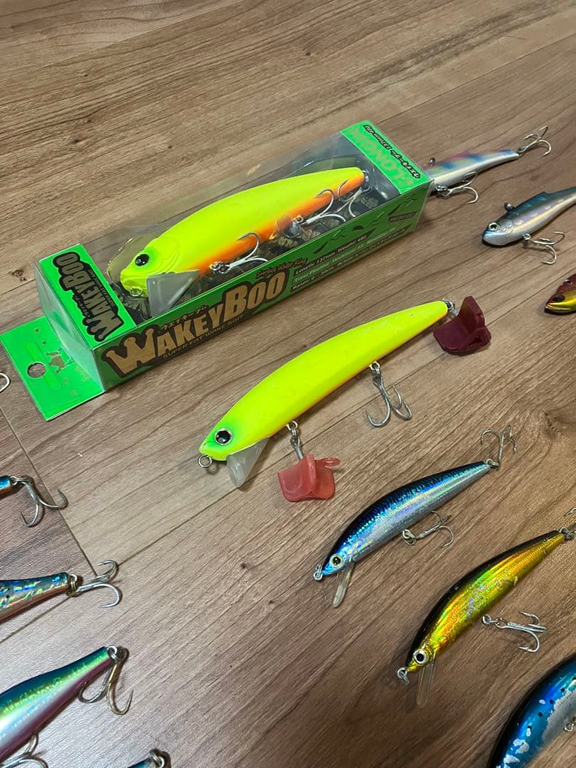 シーバスルアーまとめ売りルドラ130.シャアラインシャイナー.ウェイキーブー 他
