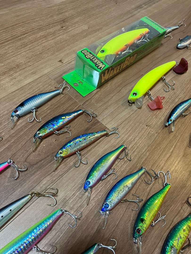 シーバスルアーまとめ売りルドラ130.シャアラインシャイナー.ウェイキーブー 他