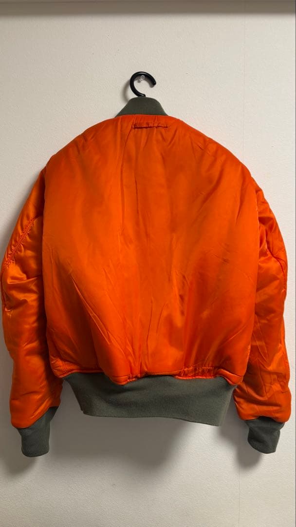 ALPHA INDUSTRIES MA-1 カーキ(グリーン) ※難アリ