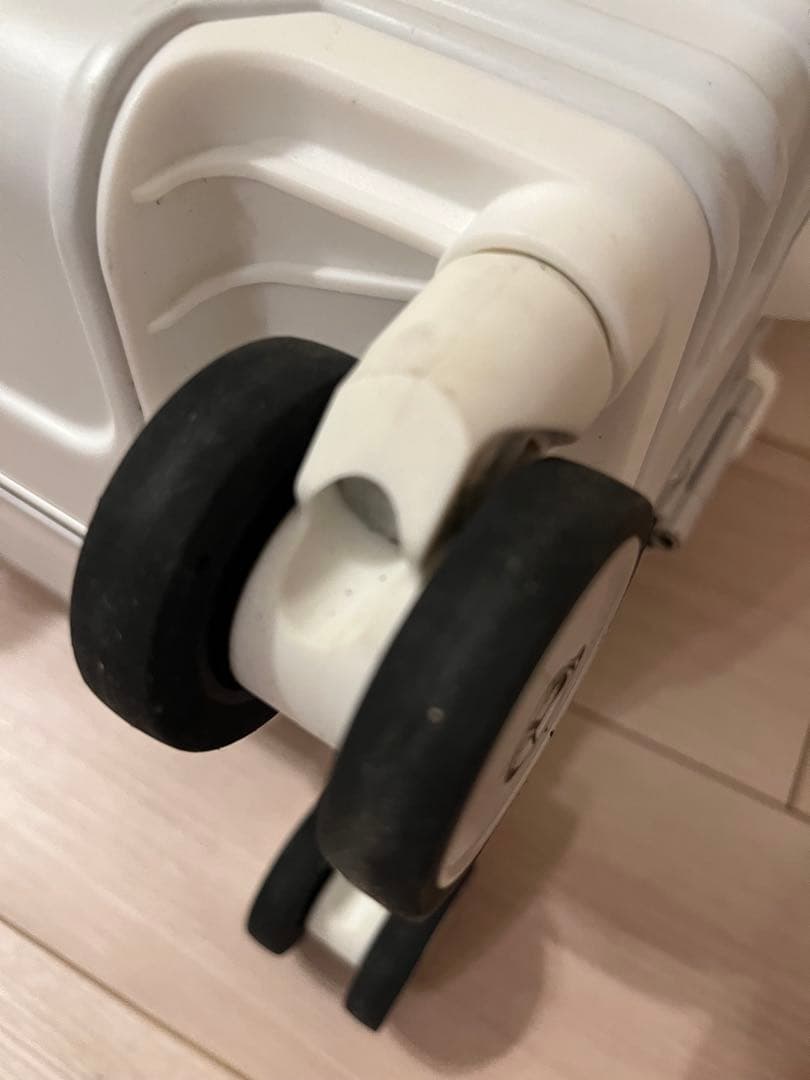 ランバンオンブルースーツケース　32L