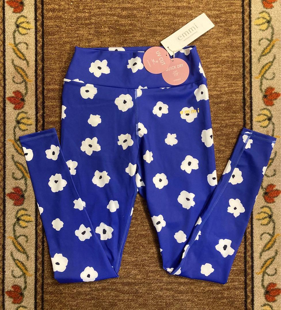 新品　emmi yoga　レギンス　フラワー柄　ブルー　UVカット　速乾機能　M