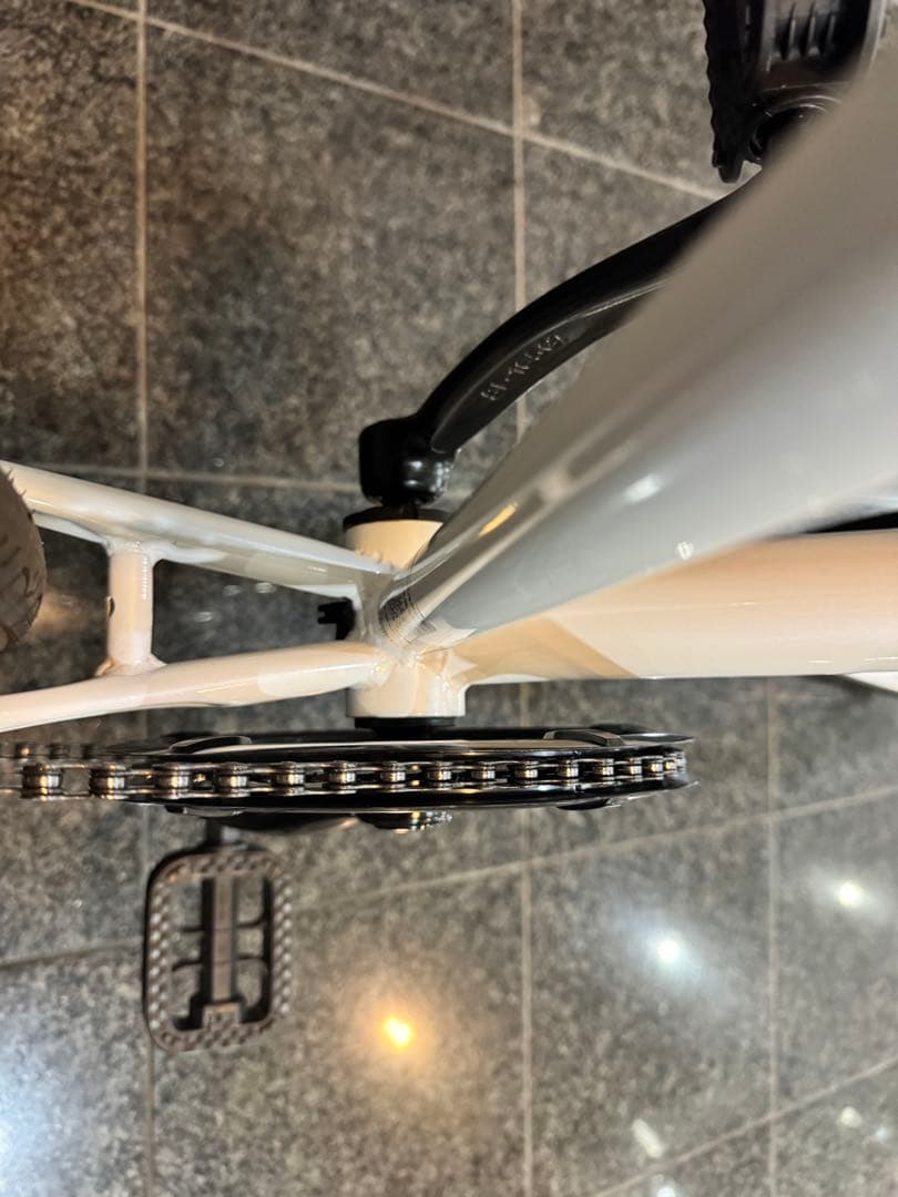 【即乗りOK】街乗り自転車 ホワイト 状態良好 通勤・通学　ロードバイク