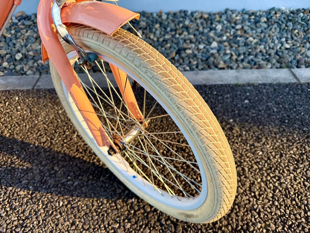 子供用 ナチュラルカラー 自転車 20インチ バスケット付き レトロデザイン