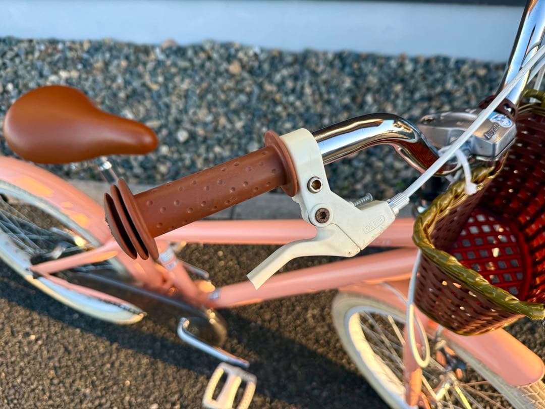 子供用 ナチュラルカラー 自転車 20インチ バスケット付き レトロデザイン