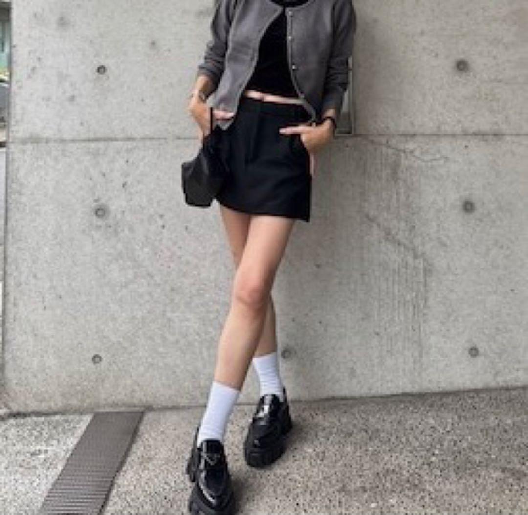 【新品未使用】プラダ モノリス ブラッシュドレザー ローファー　レディース