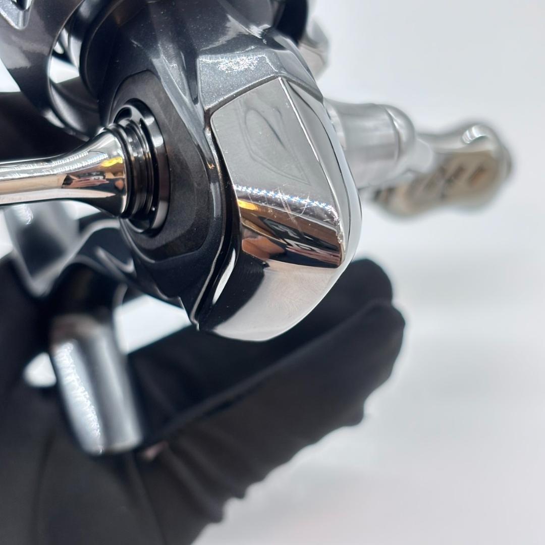 極美品 Daiwa LUVIAS PC LT2500-H 24ルビアス リブレ